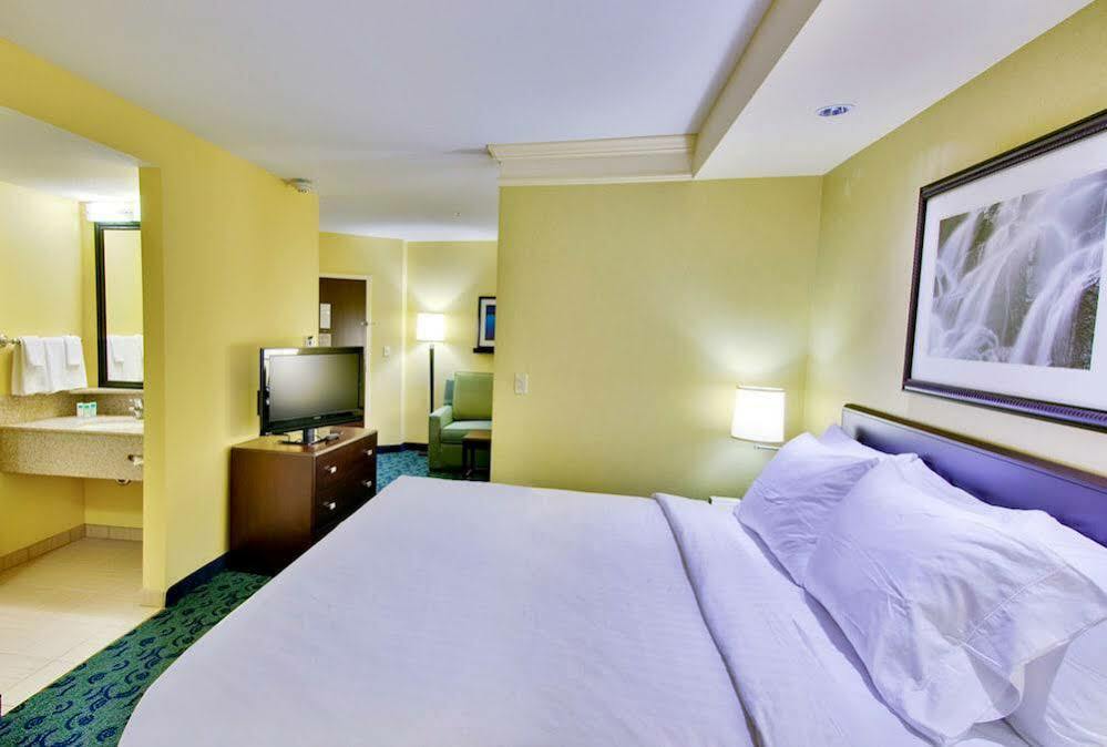 Springhill Suites Birmingham Colonnade Exteriör bild